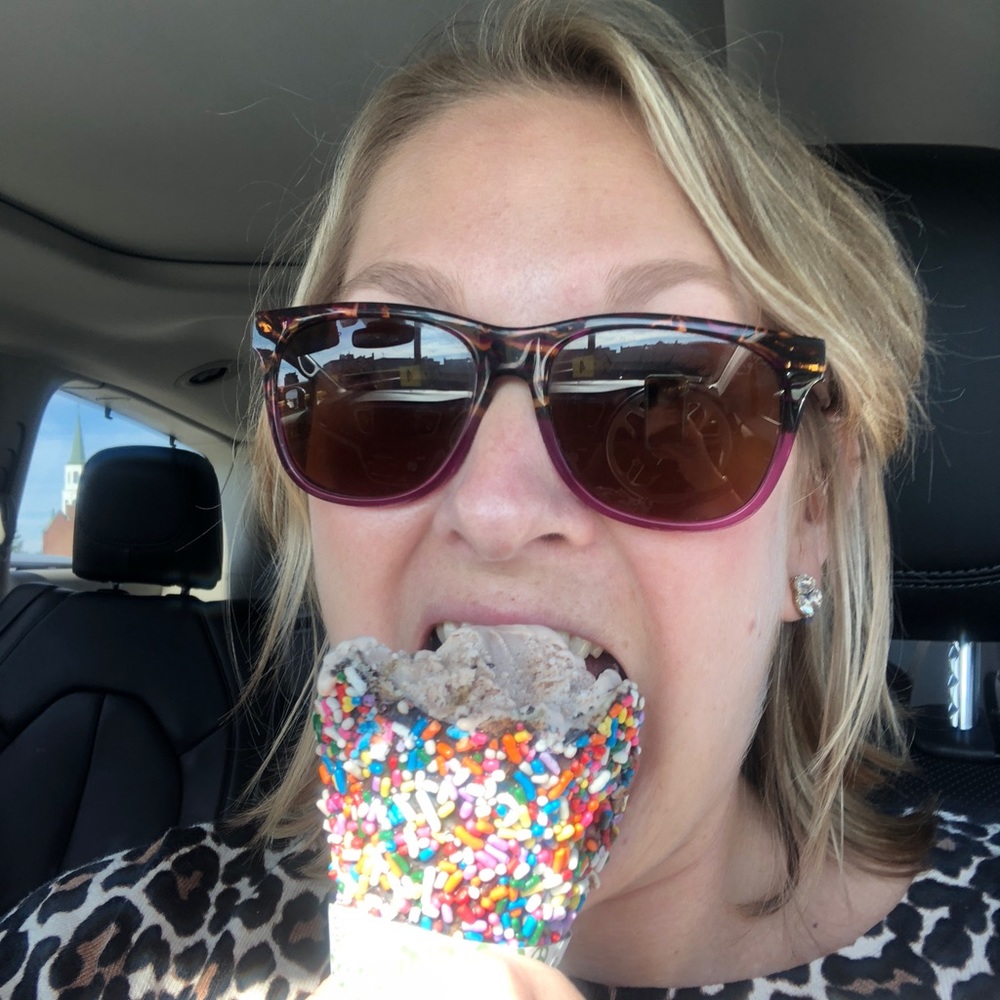 Meet your Posher, Kelly!